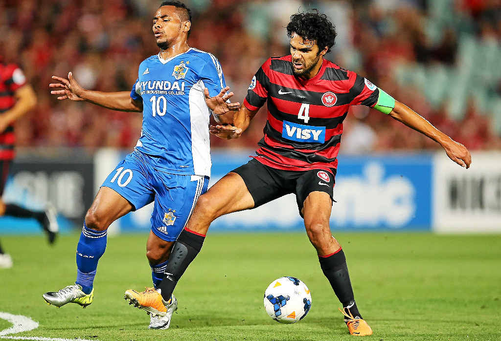 ROCK SOLID: Wanderers defender Nikolai Topor-Stanley in action against Ulsan Hyundai in the Asian Champions League earlier this year. ROCK SOLID: Wanderers defender Nikolai Topor-Stanley in action against Ulsan Hyundai in the Asian Champions League earlier this year.